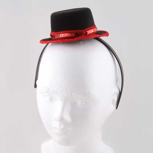 Sombrero gotic lady