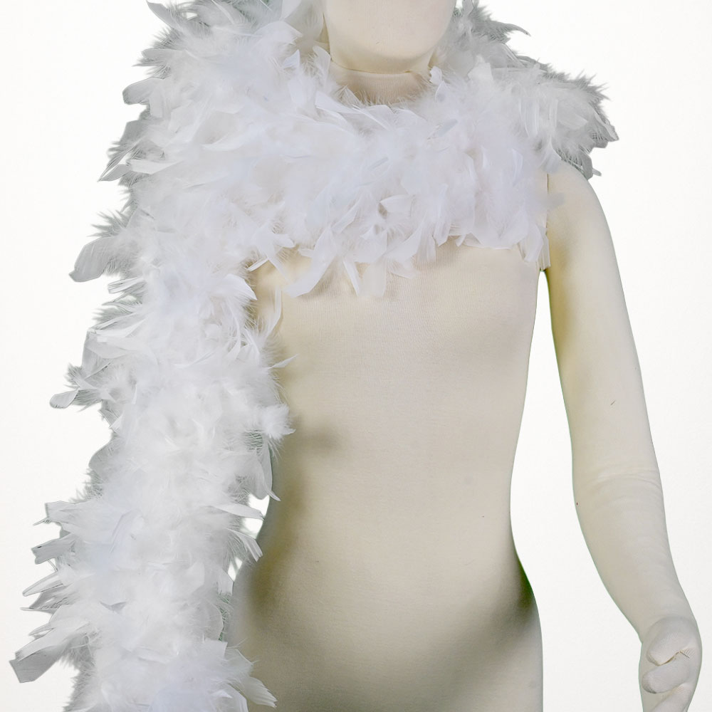 Boa de plumas con tul